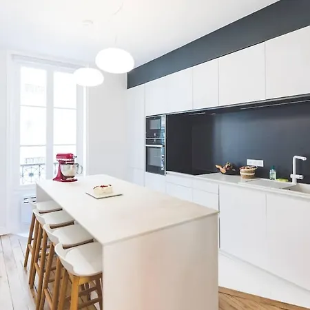 Superbe Duplex 100m2 Plein * פריז